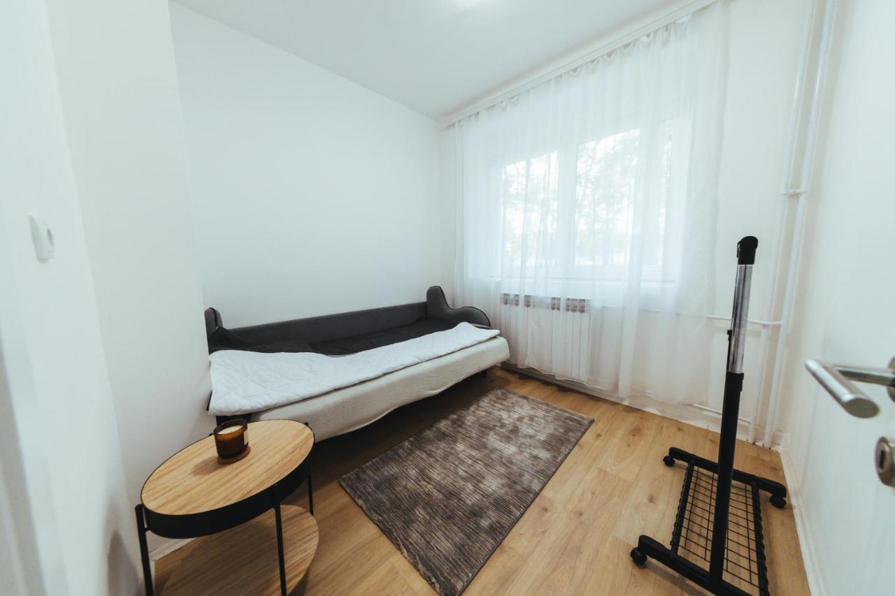 Sunny Apartment Kragujevac Exterior foto
